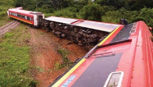Circulação de comboio para Lubango suspensa pela CFM