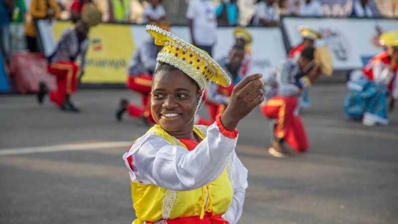 Luanda festeja o Carnaval 2023