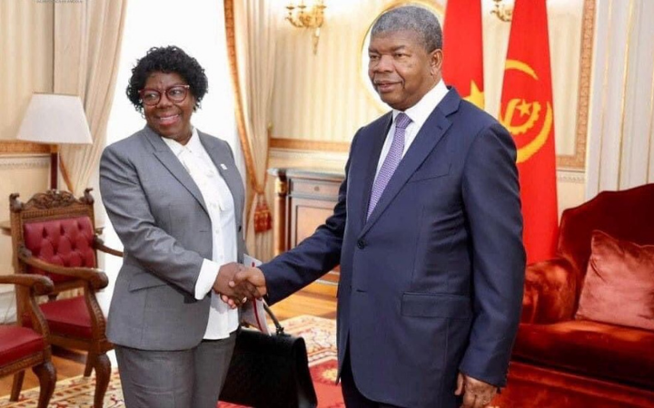 Presidente da Cruz Vermelha em Angola recebida no palácio presidencial